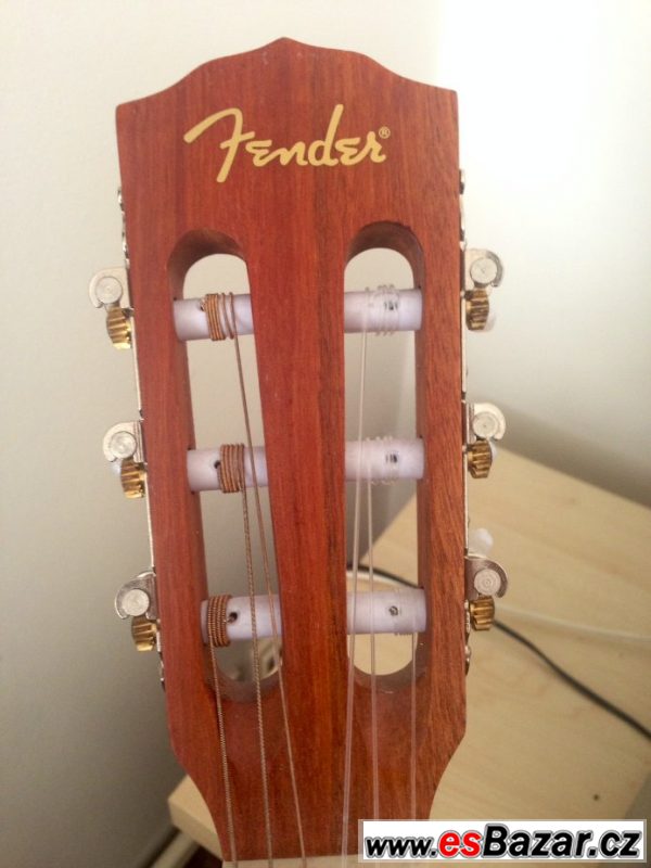 Kytara Fender