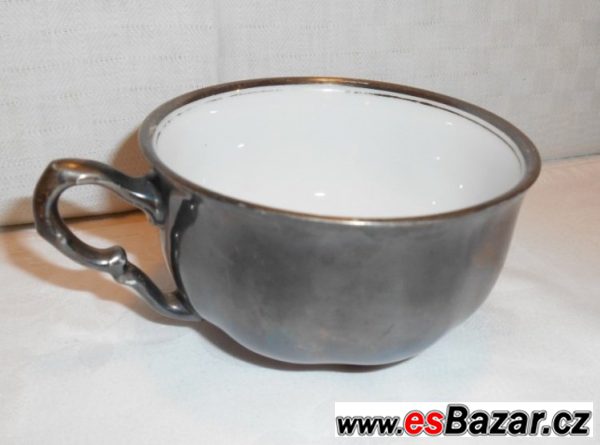 Porcelánový šálek / hrnek Porcelánový šálek / hrnek
