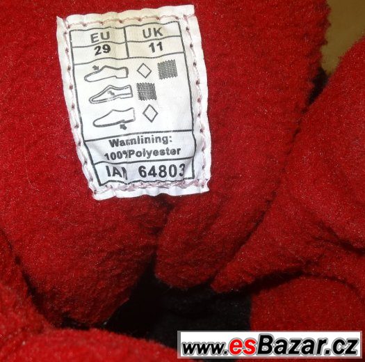 Kozačky, sněhulky červené vel. 28 Kozačky, sněhulky červené vel. 28