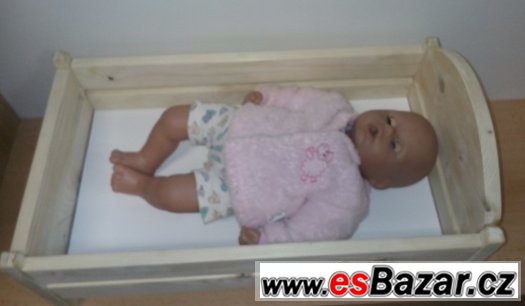 Nábytek pro panenky dřevěná postel