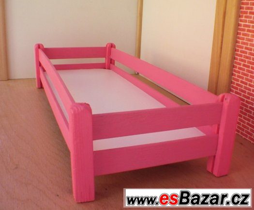 dřevěný nábytek pro panenku postel