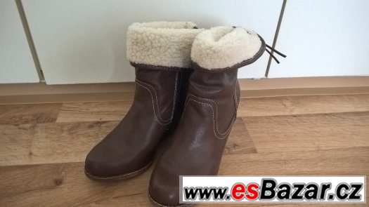 Prodám zimní hnědé kozačky, vel. 41 Prodám zimní hnědé kozačky, vel. 41