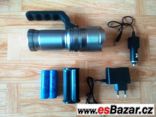 Extra silná CREE LED T6 baterka so zoomom