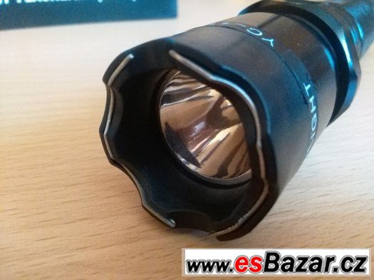 Elektrický paralyzér s CREE LED baterkou dosvit 200m Elektrický paralyzér s CREE LED baterkou dosvit 200m