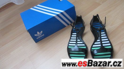 DÁMSKÉ  ČERNÉ ADIDAS NOVÉ SANDÁLKY vel. 42