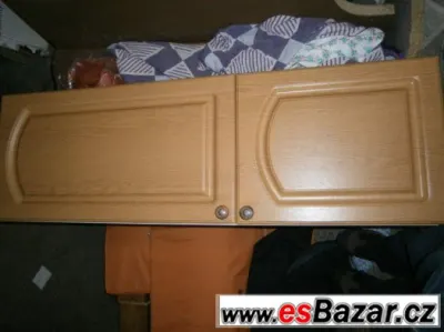 Kuchyňské skříňky, dřez a pracovní deska