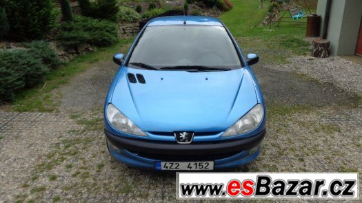 Peugeot 206 1,4i, 55kw, rv. 2003, nová stk, najeto 91000km Peugeot 206 1,4i, 55kw, rv. 2003, nová stk, najeto 91000km