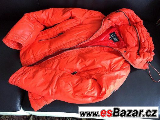 Lux.Original perova bunda zn.Armani ,vel.S/M Lux.Original perova bunda zn.Armani ,vel.S/M