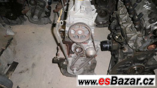 Prodám náhradní díly Renault-motor 1,4MPI a 1,6MPI Prodám náhradní díly Renault-motor 1,4MPI a 1,6MPI