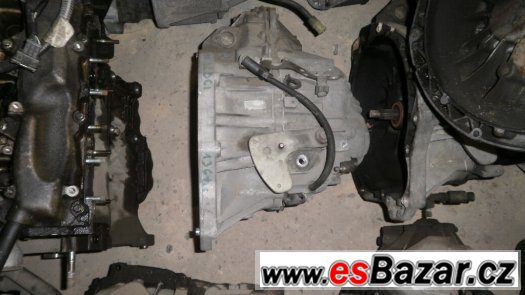 Prodám náhradní díly Renault-převodovky 2,2dci Prodám náhradní díly Renault-převodovky 2,2dci