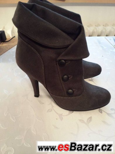 elegantni-kotnikove-boty-nove-38