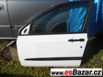 Prodám na Fiat Stilo Kombi LP a PZ dveře