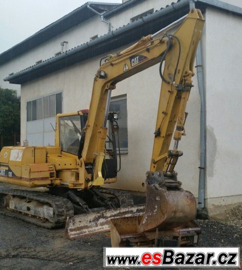 Minirypadlo CAT 307 B