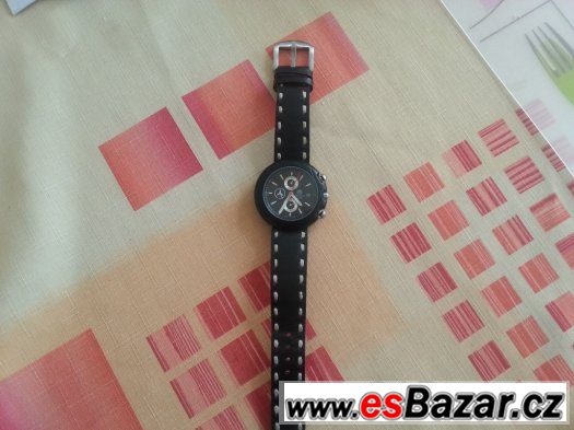 TAG HEUER hodinky