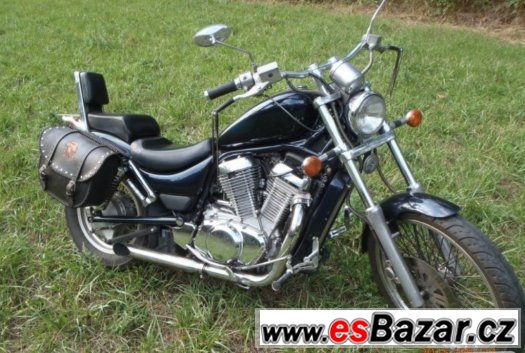 Suzuki VS750 Intruder