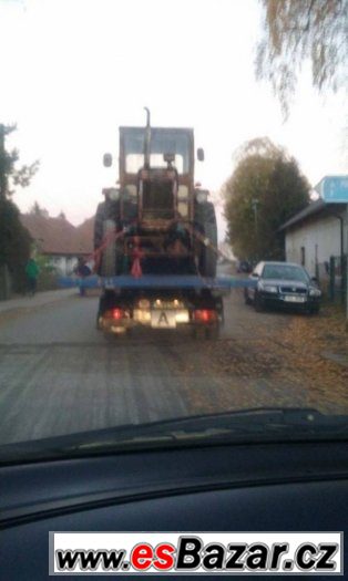 rumun-rumunsky-traktor-utb-4x4