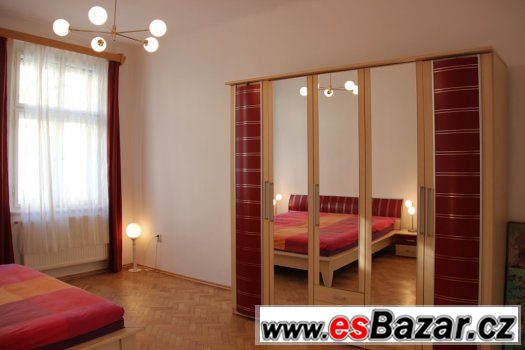 Krásný slunný byt , 2+1, 75m2, Praha 2, Lublaňská ulice