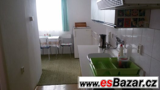 apartman-v-rd-1-1-s-balkonem-okoli-hk-super-cena-bez-kauce