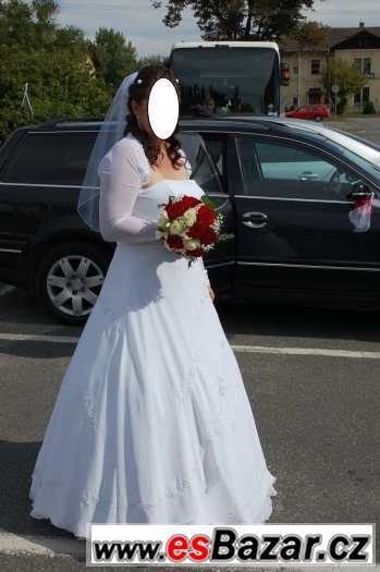 svatební šaty vel 42-46
