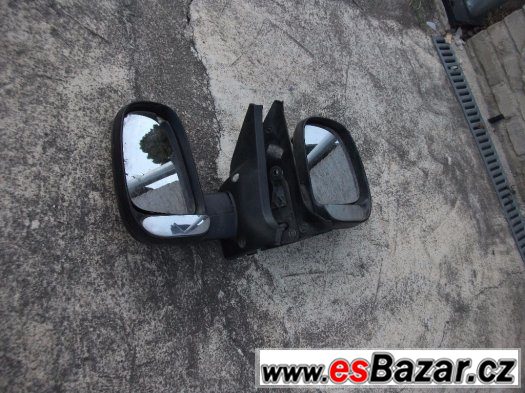 ford-transit-zrcatka