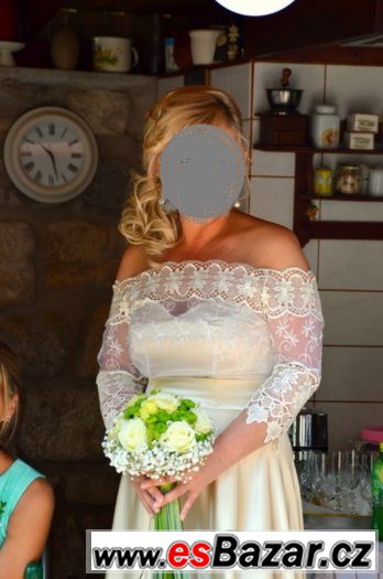 Úžasné šaty svatba, ples, maturita s krajkou vel.42/44 Úžasné šaty svatba, ples, maturita s krajkou vel.42/44