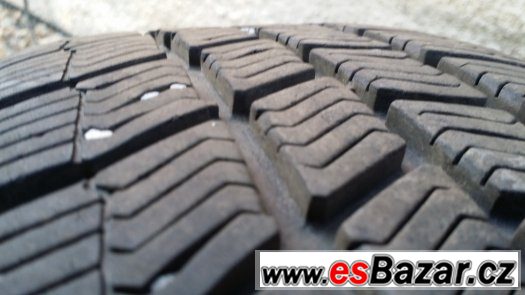 Zimní kola 5x112 195/65 R15 Škoda Octavia II Barum VW Golf Zimní kola 5x112 195/65 R15 Škoda Octavia II Barum VW Golf
