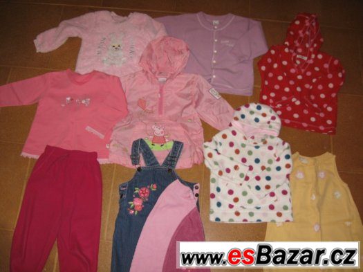 Balík oblečení holčička 2-3 roky