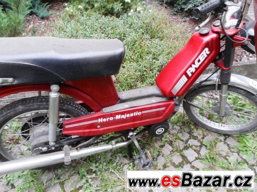 Prodám dvoumístný moped