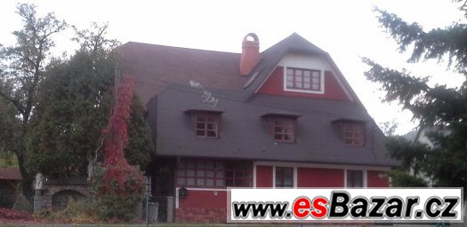 Prodej RD, s dřevěnou garáží a pergolou s krbem, Třemešná. Prodej RD, s dřevěnou garáží a pergolou s krbem, Třemešná.