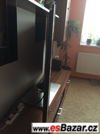 Samsung plasma 151cm úhlopříčka