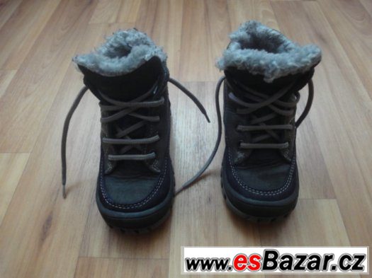 Značkové dětské zimní boty Fare vel. 24. Délka stélky cca 15