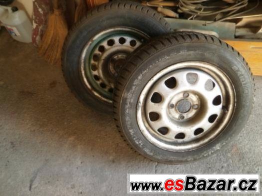 Zimní pneu s disky R14 4x100