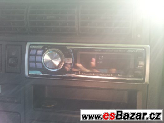 Prodám autoradio Alpine CDA-9886R Prodám autoradio Alpine CDA-9886R