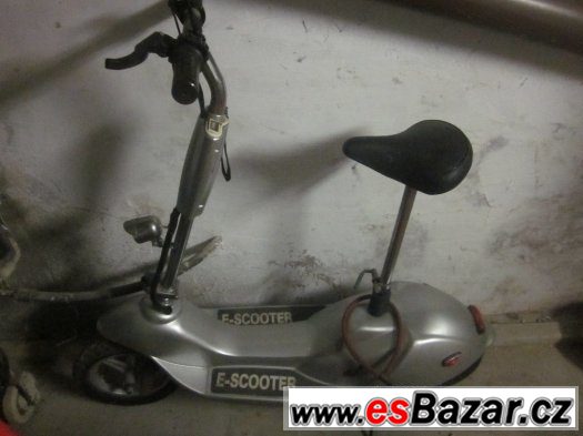 E-Scooter elektrický skutr