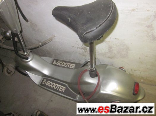 E-Scooter elektrický skutr