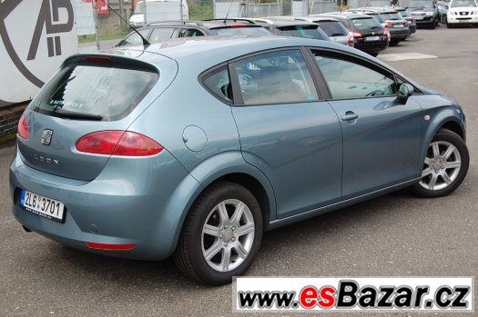 Seat Leon 1,6 Stylance - dvouzónová klima