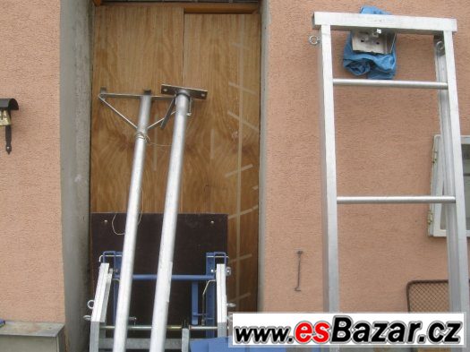 Pokrývačský výtah GEDA_LIFT200 Pokrývačský výtah GEDA_LIFT200