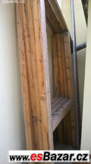 Dřevěná konstrukce na stavbu stánku