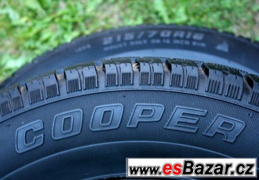 zimní pneu COOPER DISCOVERER M+S 215/70 R16 100 S vzorek6mm
