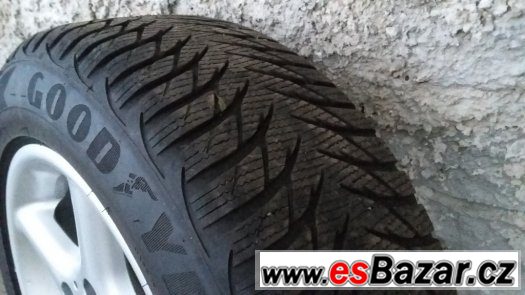 zimni-vzorek-8mm-good-year-ultragrip-205-60-15-disky-5x120