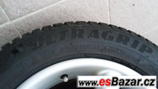 zimní vzorek 8mm Good Year Ultragrip 205/60/15 + disky 5x120 zimní vzorek 8mm Good Year Ultragrip 205/60/15 + disky 5x120