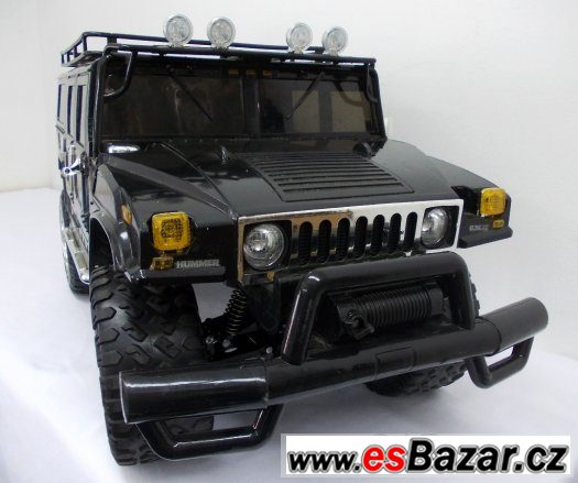 HUMMER auto na dálkové ovládání - 90 cm