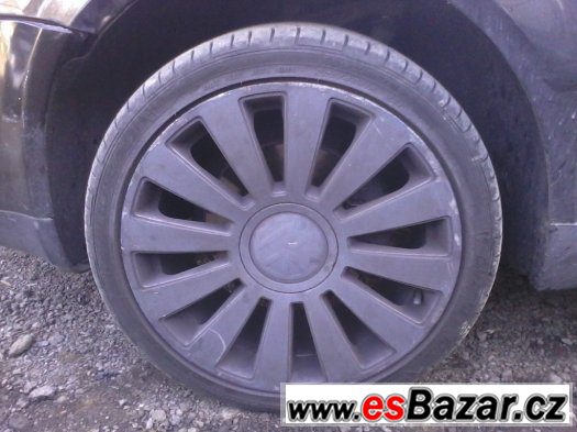 VW Passat 1.9 TDI 96 kw/130 k AWX sedan, černá met.