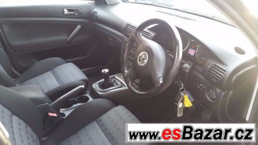 VW Passat 1.9 TDI 74 kw/100 k AUB sedan, černá met