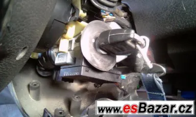 SPINACI SKŘINKA OPEL VECTRA  B +2 KLIČE