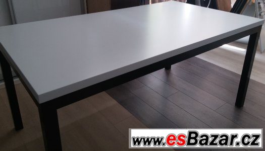 Lakovaný stůl 160 x 90cm
