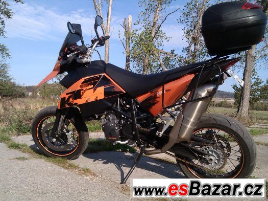 KTM 690 Supermoto, r.v.07