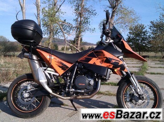 KTM 690 Supermoto, r.v.07