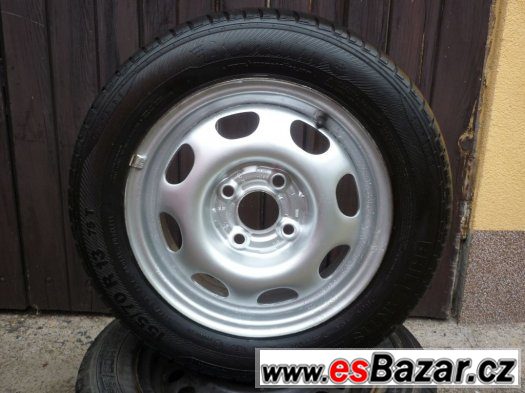 vw-polo-original-kolo-13-s-pneu-barum-155-70-r-13