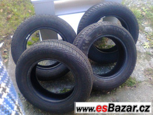 Prodám pneumatiky pro auto typ Felicie